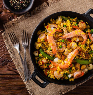 Which wine to drink with paella?